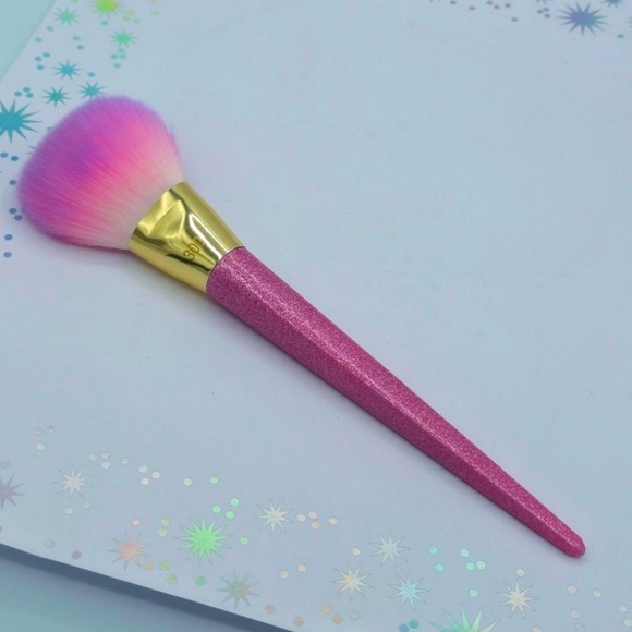 Real Techniques Other - Real Techniques: Brush Crush Powder Brush (300) - Limited Edition & Brand New!💓